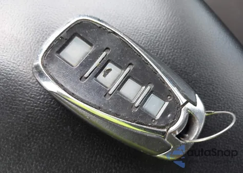 2018 Chevrolet Malibu 1Ls из США, поврежденный, VIN 1G1ZB5ST4JF216575